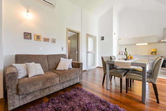 Varga Apartament *